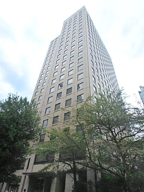 虎ノ門2丁目タワーの外観