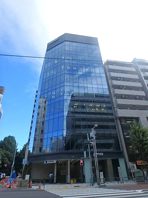 ＰＭＯ新宿御苑前の外観